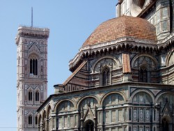 <b>The famous Duomo with the bell tower</b>