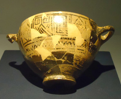 <b>Nestor's Cup. kept now at Ischia</b>