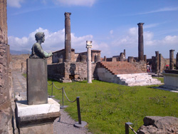 <b>Statua di Diana nel Tempio di Apollo</b>