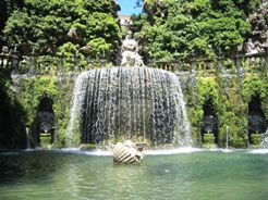 <b>One of the fountains of Villa D'Este</b>