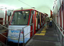 <b>Train Cable car in Capri</b>       