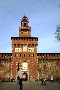 <b>L'entrata principale del Castello Sforzesco</b>