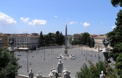 <b> Piazza del Popolo square in Rome</b>